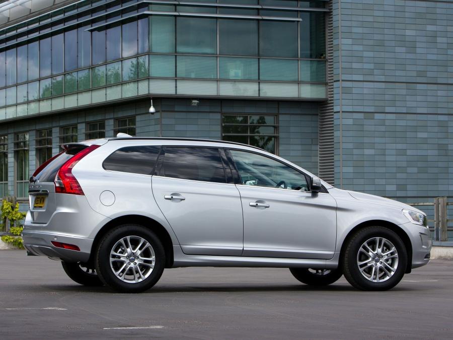  Volvo XC60 2013 года  (UK) (фото 9 из 13)